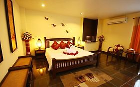 CM Night Bazaar Boutique Hotel - SHA Certified โรงแรม ซีเอ็มไนท์บาซาร์บูติก